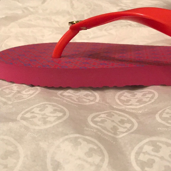 Brand New Tory Burch Hot Pink Flip Flops Sandals - Picture 5 of 5